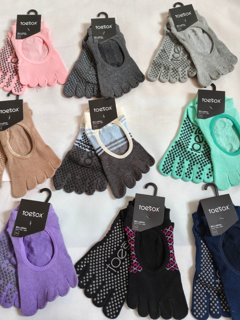 ถุงเท้าโยคะแบบแยกนิ้ว Toesox ส - Pilates Yoga Gym บทวิจารณ์และราคา