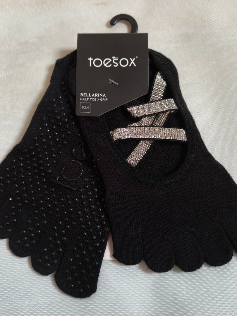 ถุงเท้าโยคะแบบแยกนิ้ว Toesox ส - Pilates Yoga Gym บทวิจารณ์และราคา