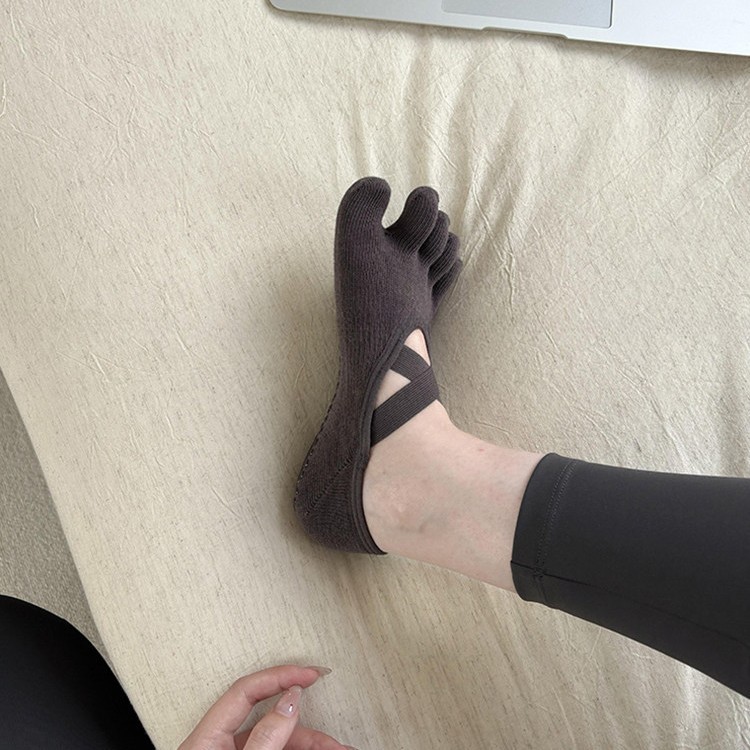 ถุงเท้าโยคะแบบไขว้สำหรับผู้หญิ - Pilates Yoga And Barre บทวิจารณ์และราคา