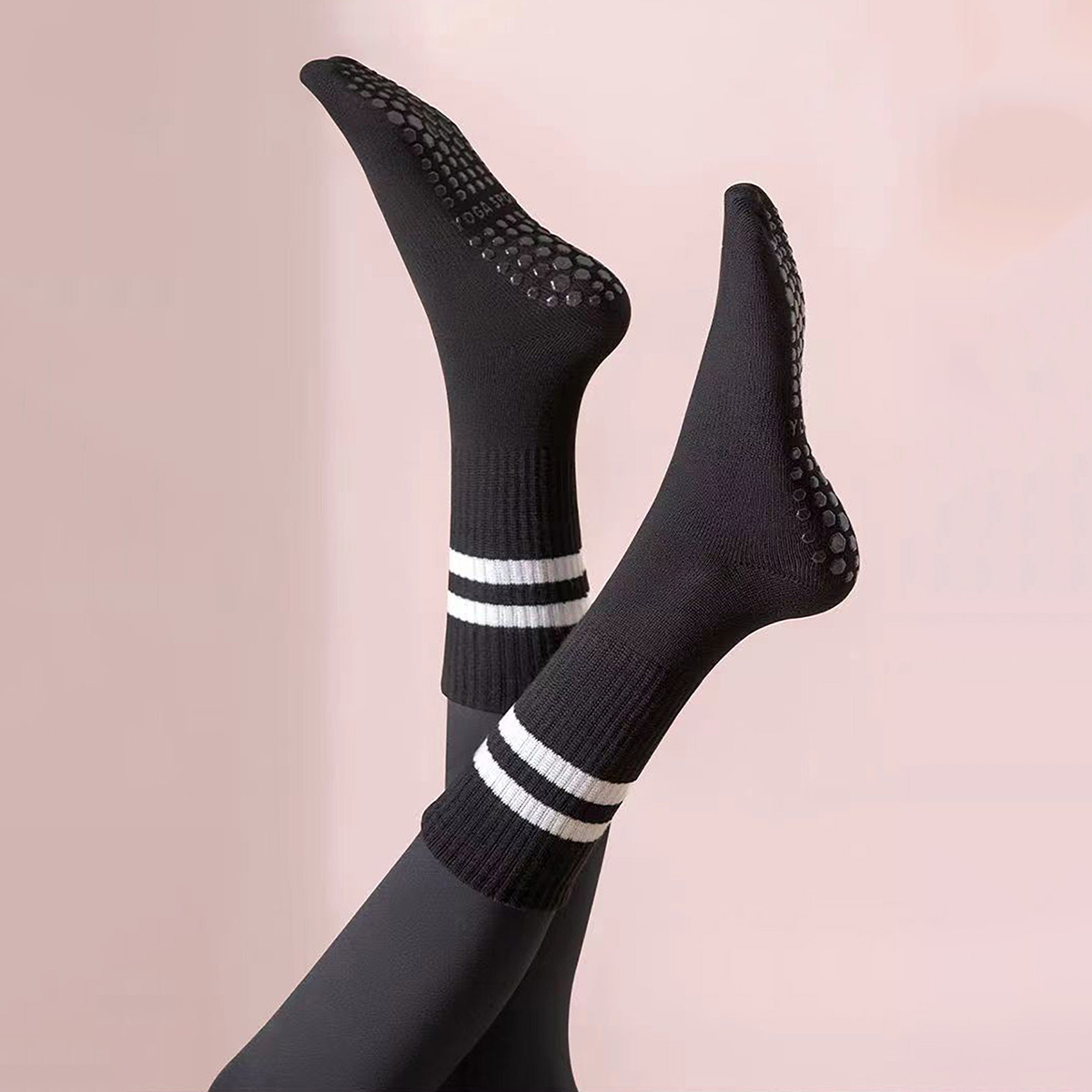 ถุงเท้ายาวสำหรับโยคะ 3 คู่ พร้ - Pilates Yoga And Barre บทวิจารณ์และราคา